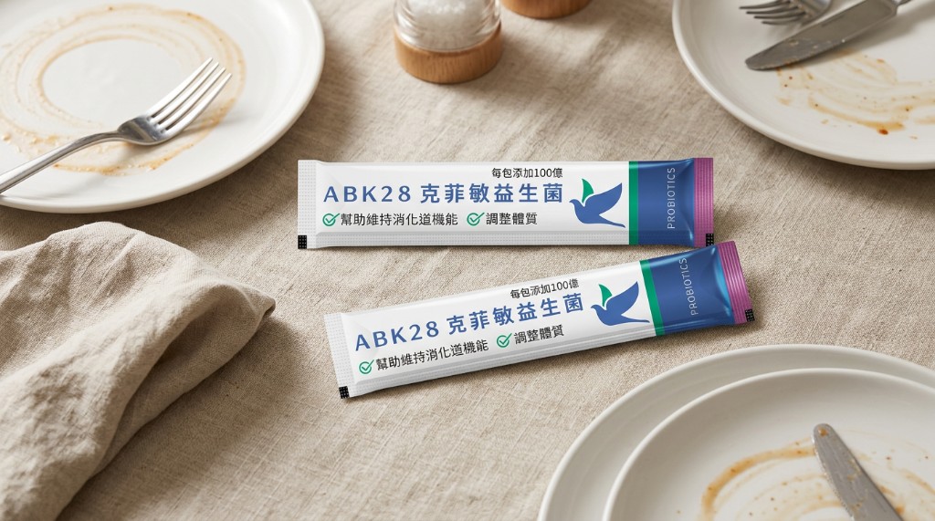 Stories 圖卡：家的桌面與相聚，點開閱讀「一張桌子，裝得下三代」